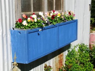 Windowbox recycled building materials mn