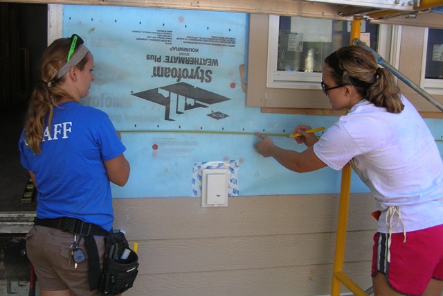 Habitat volunteer