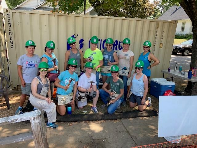 women build group shot