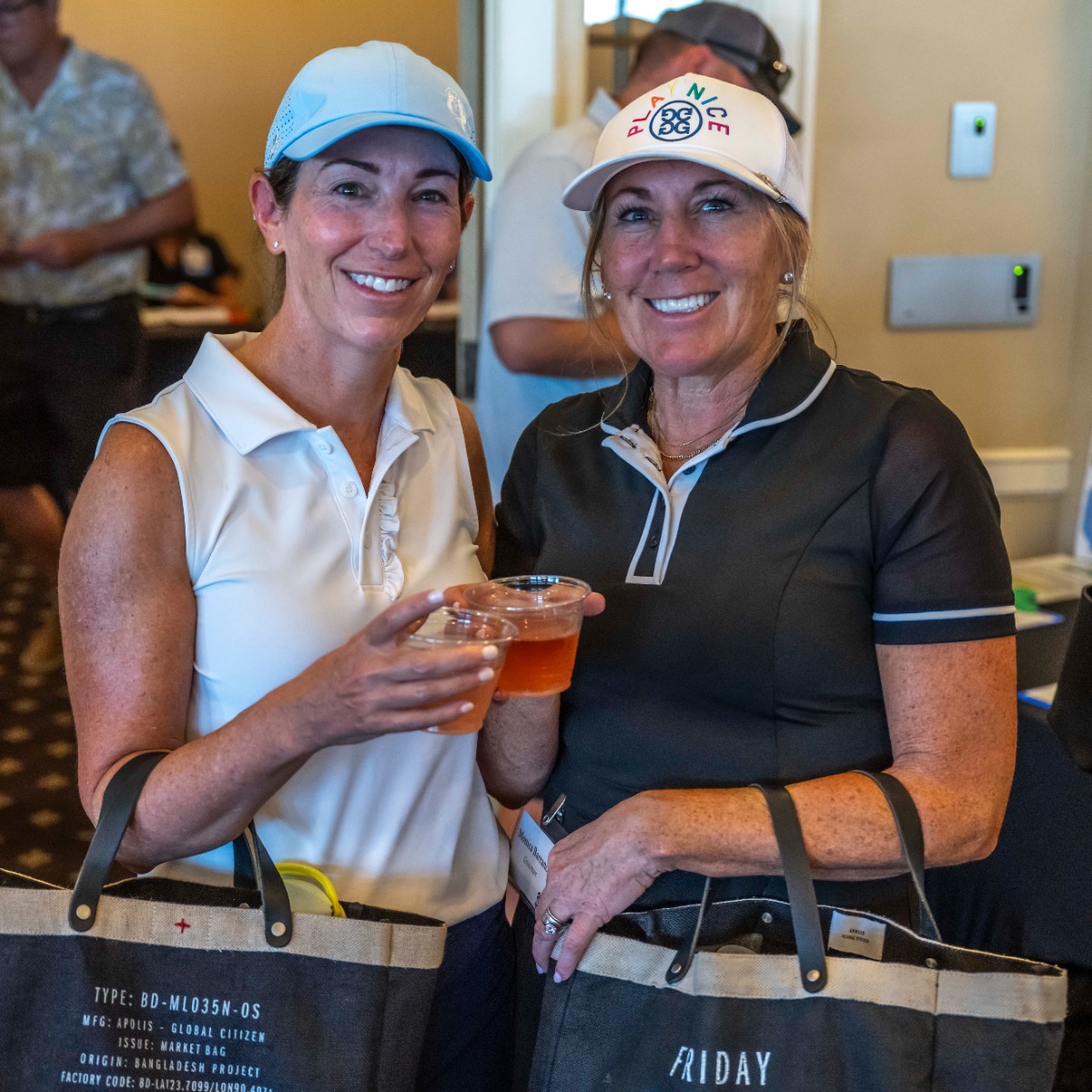 19th hole happy hour_guests 1200x1200