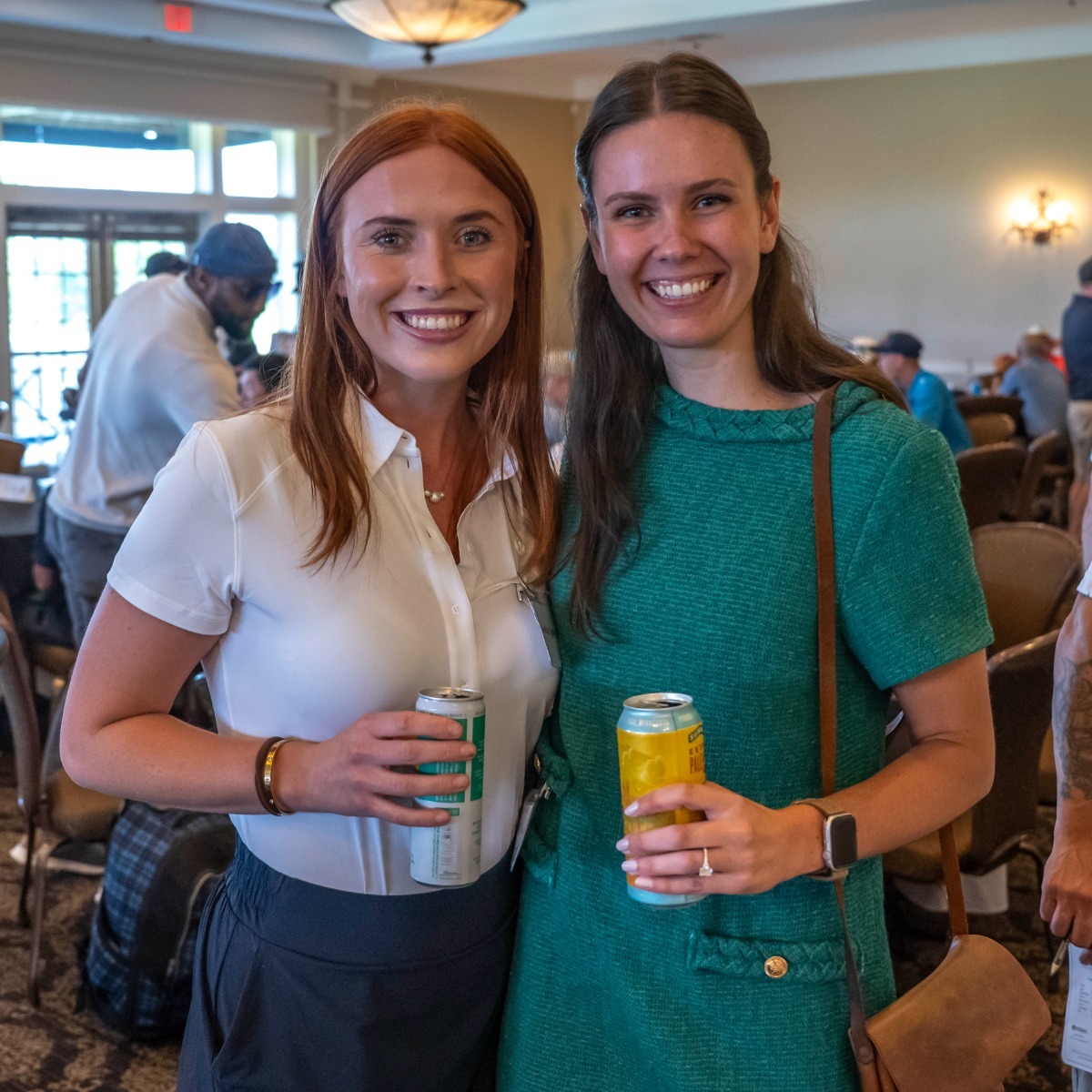 19th hole happy hour_guests2 1200x1200