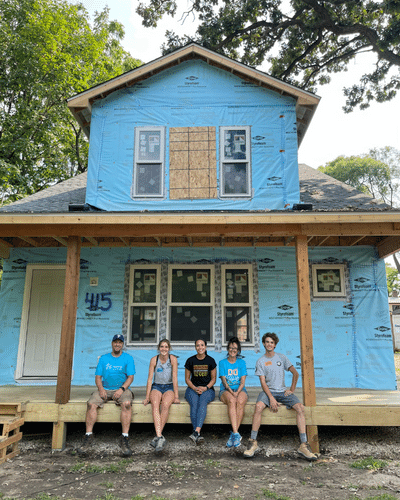 AmeriCorps Emma Blog - House with group