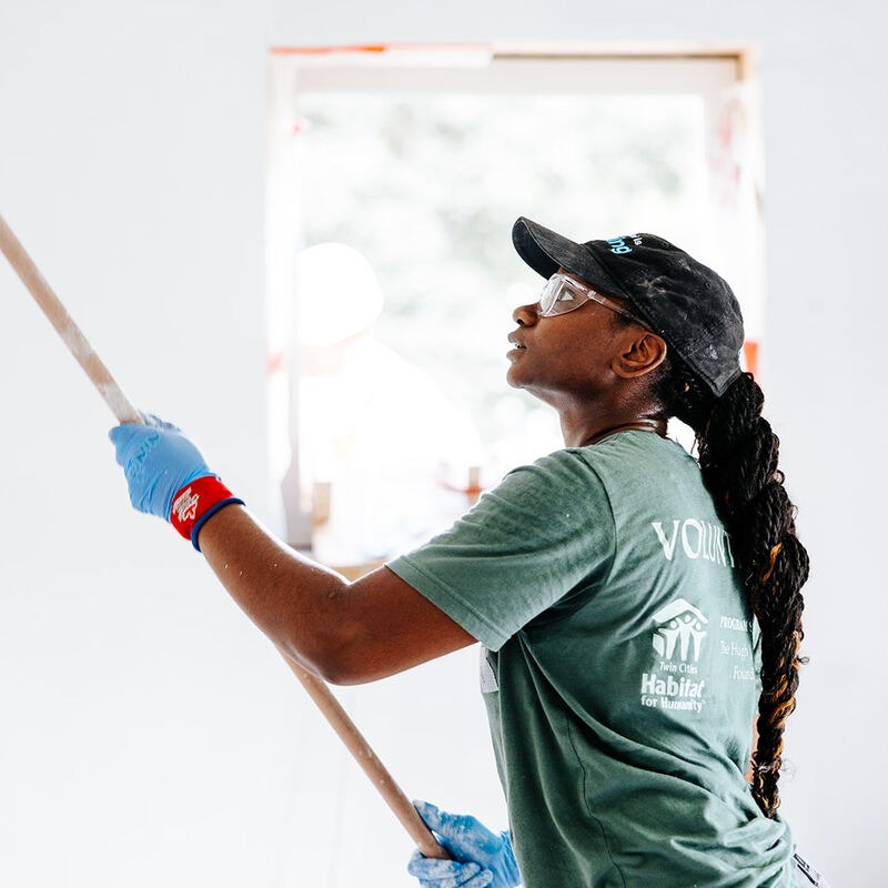 WomenBuild1