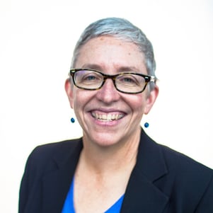 Shari Seifert headshot 1000x1000