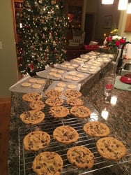 youth_decorating_cookies