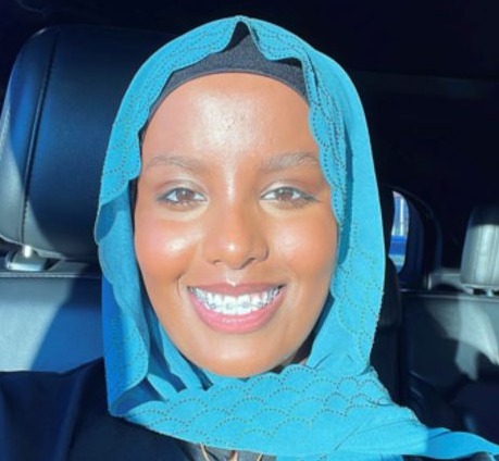 Idil Dirie's smiling headshot.