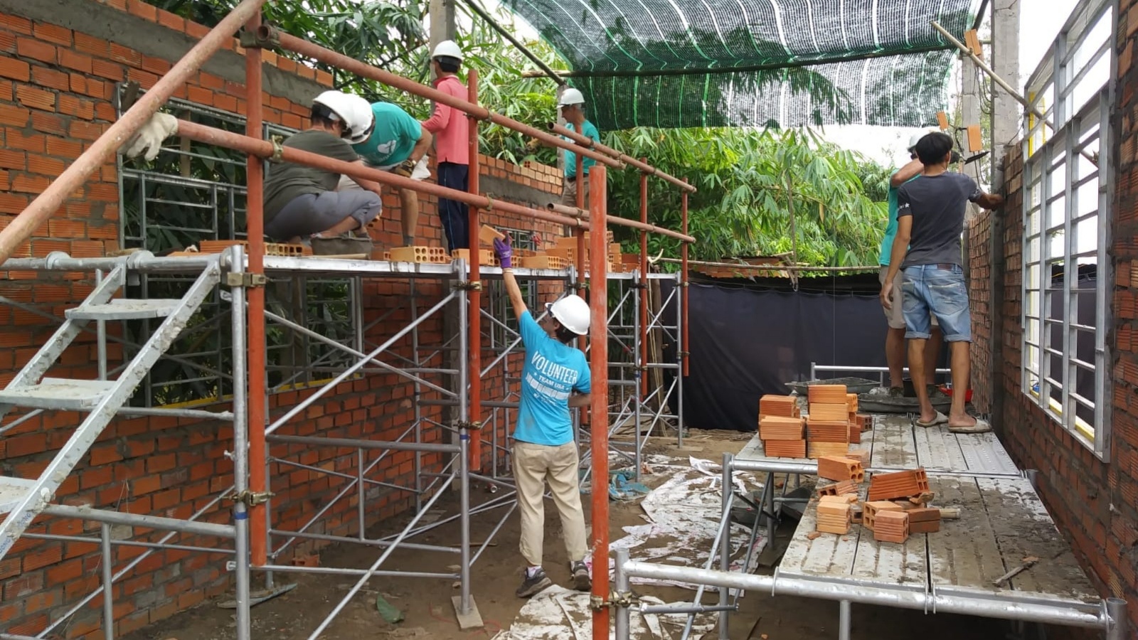 Building Walls in Vietnam 2018