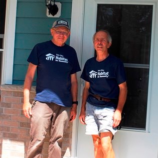 Northwest Regulars Build Community while Building Homes