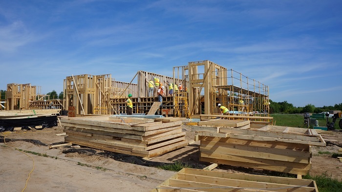 Habitat Wall Raising in Hugo